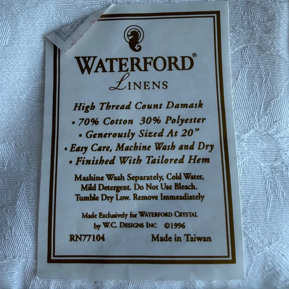 NWT Vintage‎ Waterford Linens Set of 6 Napkins White Pearl Damask Barons Court